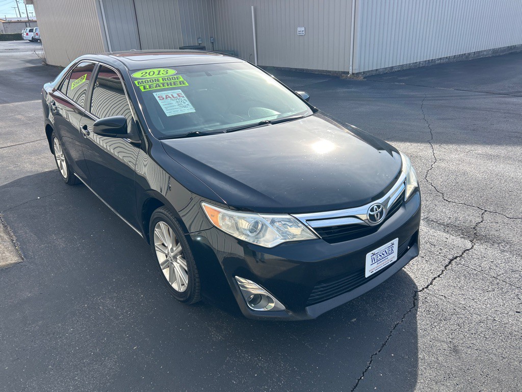 2013 Toyota Camry Image 4