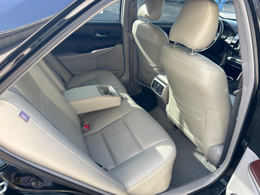 2013 Toyota Camry Image 5