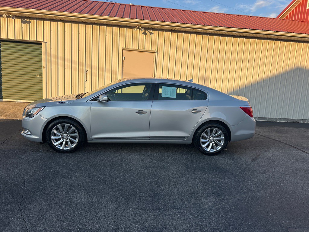 2014 Buick Lacrosse Image 1