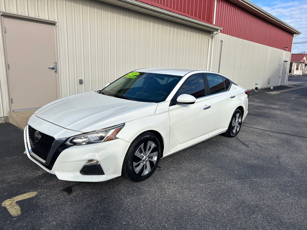 2020 Nissan Altima Image 2