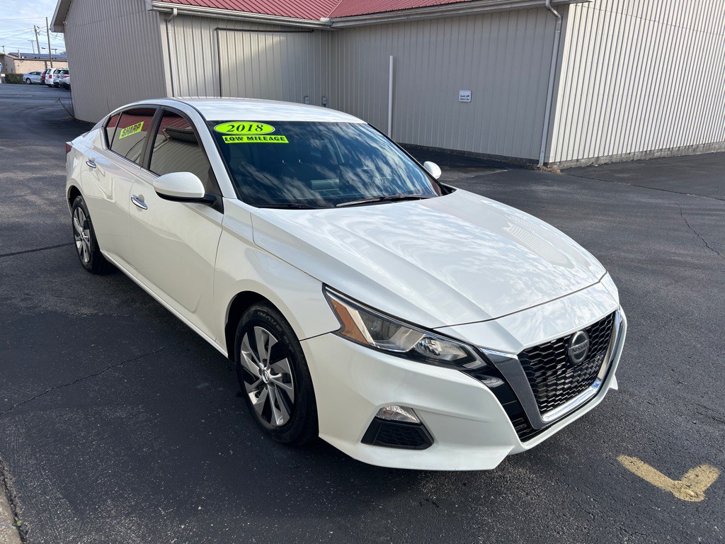 2020 Nissan Altima Image 4