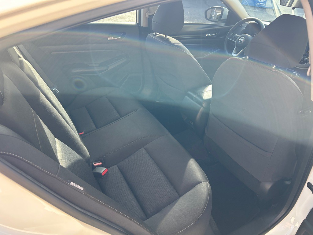 2020 Nissan Altima Image 5