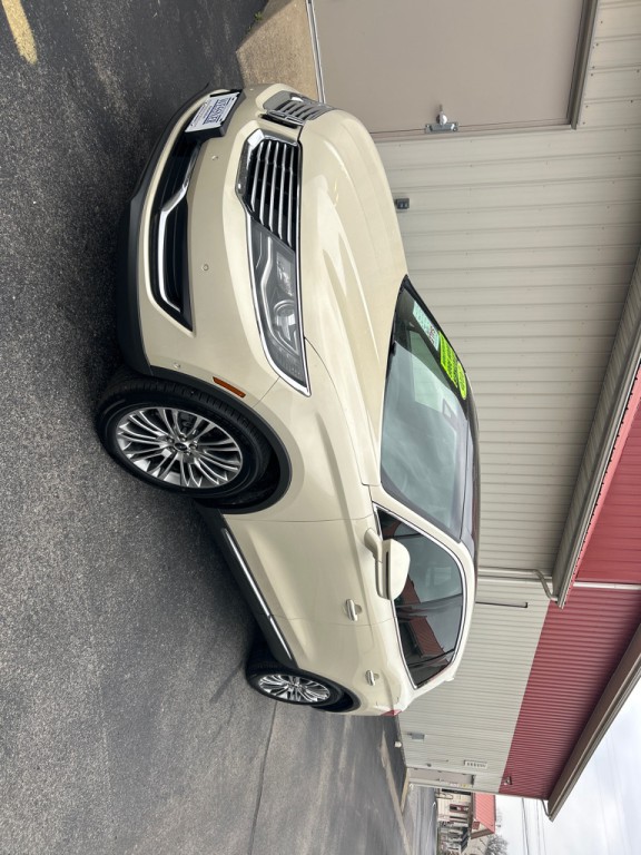 2016 Lincoln MKX Image 2