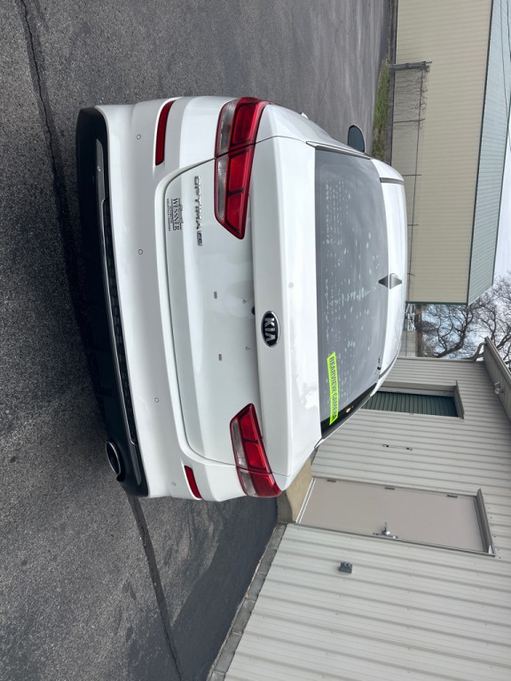 2020 Kia Optima Image 4