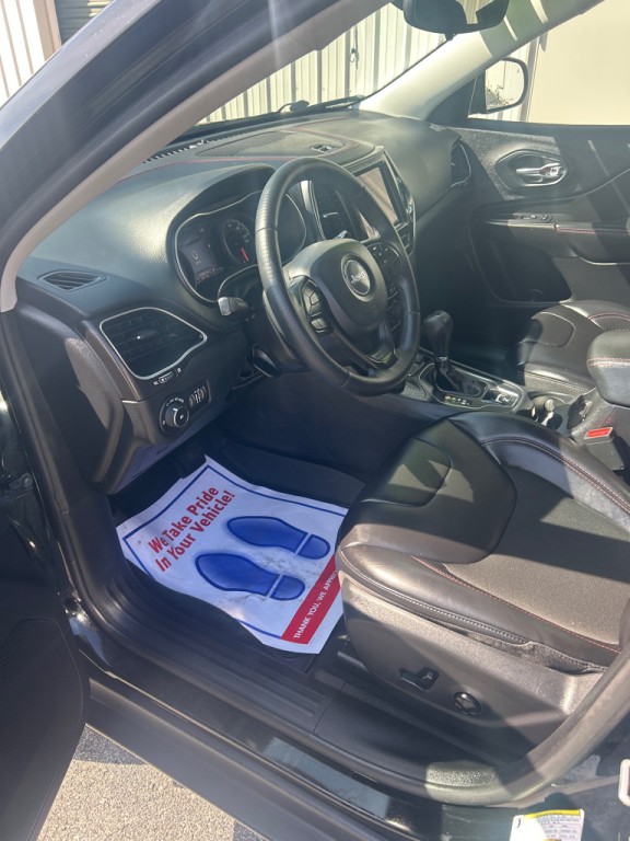 2019 Jeep Cherokee Image 7