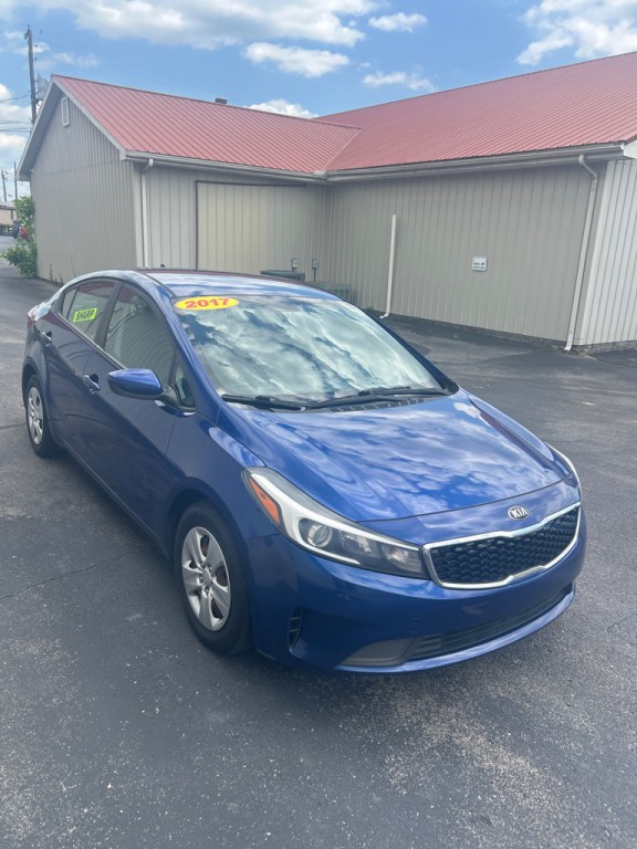 2017 Kia Forte Image 4