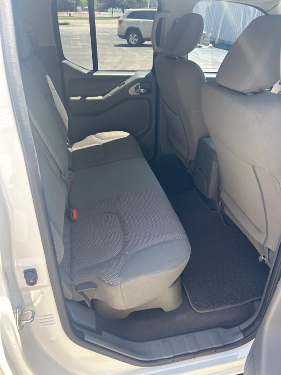 2020 Nissan Frontier Image 5