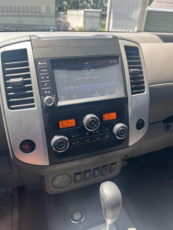 2020 Nissan Frontier Image 9