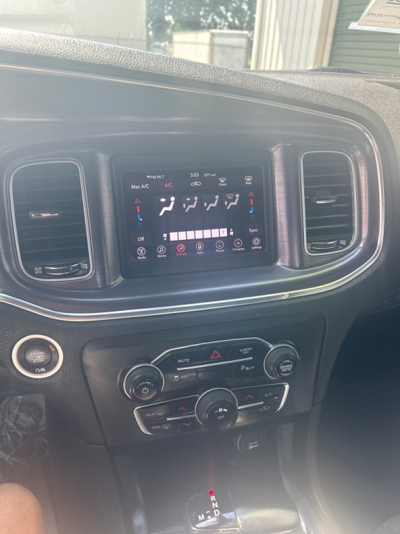 2018 Dodge Charger Image 8