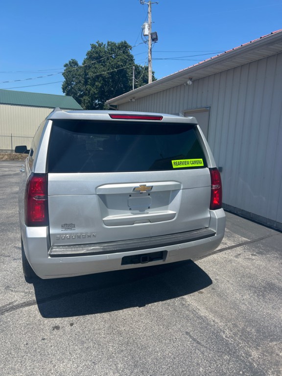 2017 Chevrolet Suburban Image 6