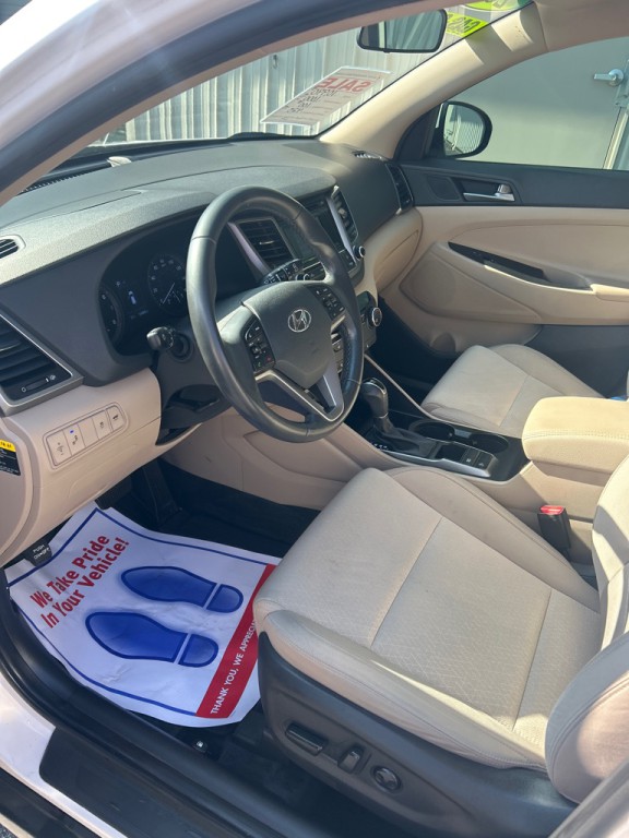 2017 Hyundai Tucson Image 7