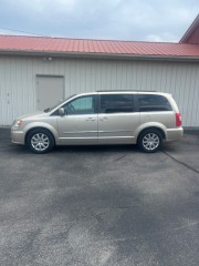 Image for 2016 Chrysler Town & Country Touring ID: 7613738