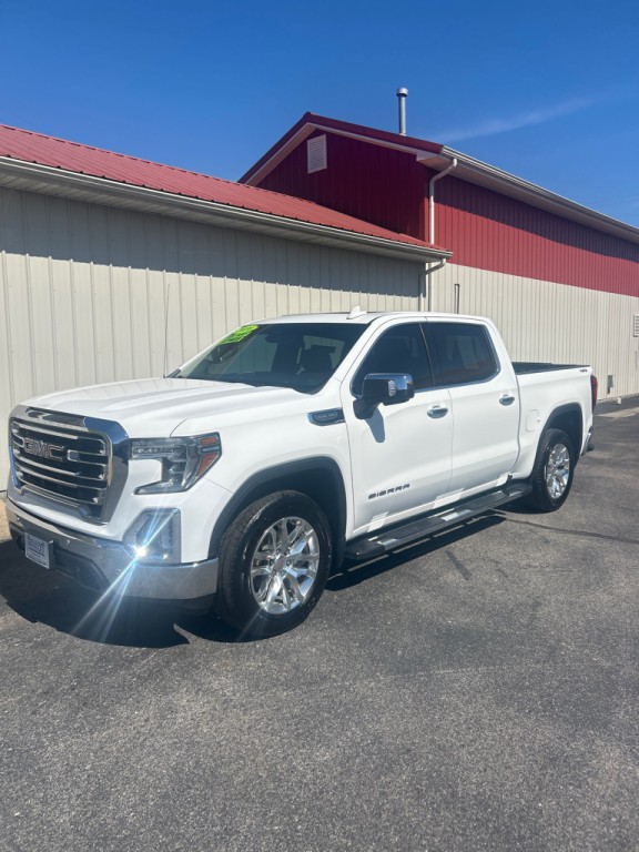 2020 GMC Sierra Image 2