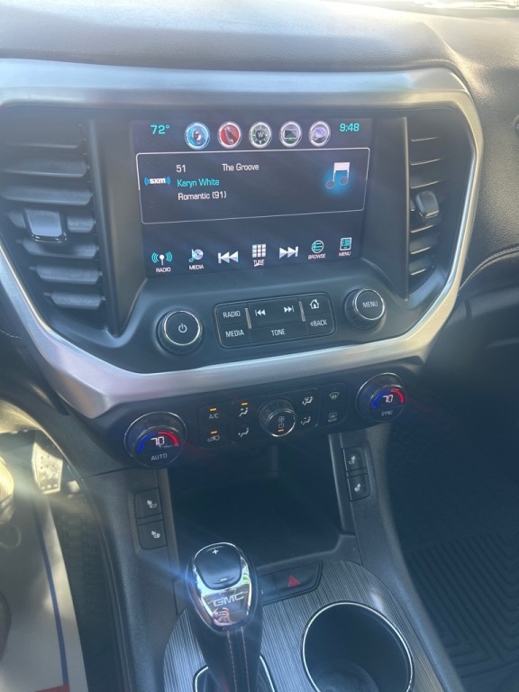 2019 GMC Acadia Image 9