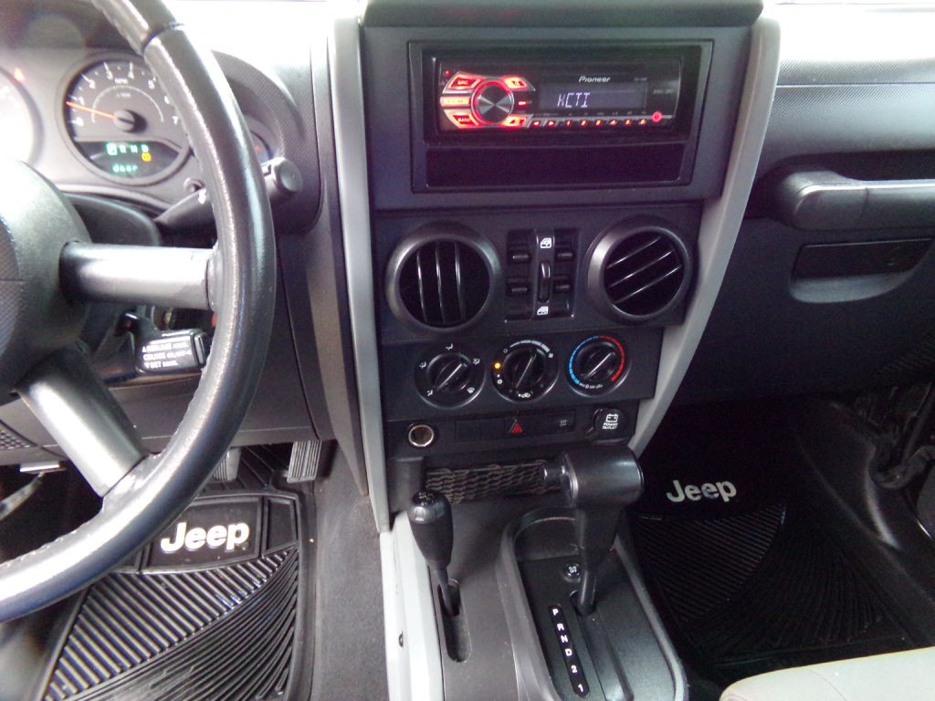 2009 Jeep Wrangler Unlimited Image 14