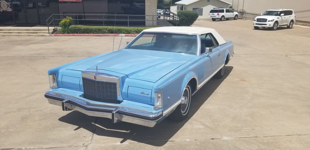 1978 Lincoln Mark V Image 11