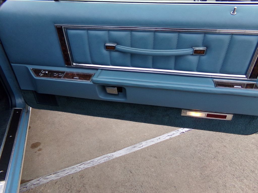 1978 Lincoln Mark V Image 15