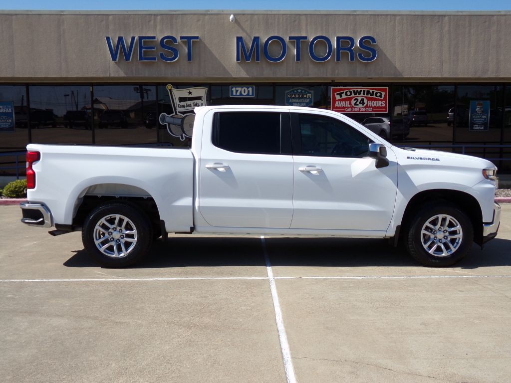 2021 Chevrolet Silverado 1500 Image 2