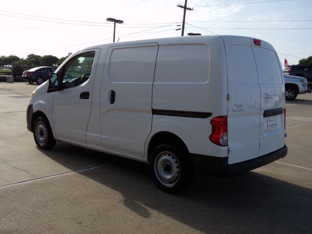 2019 Nissan NV200 Image 5