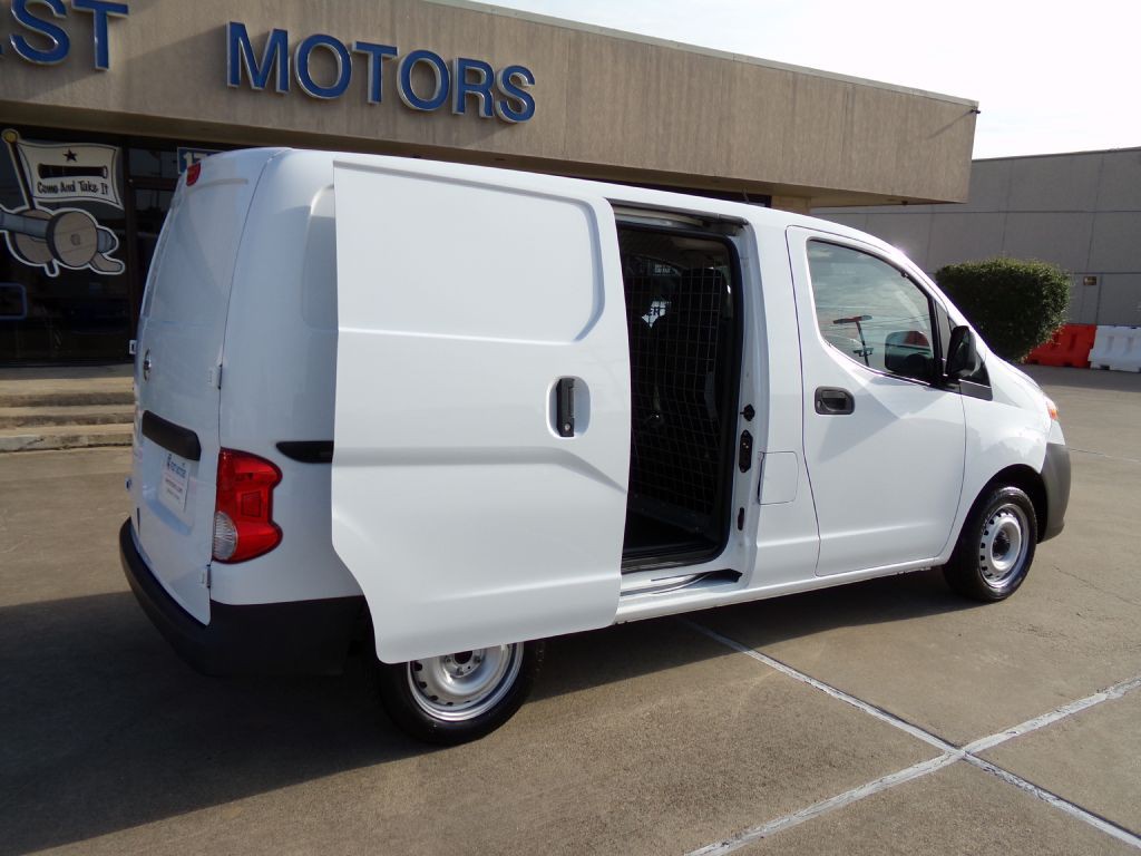 2019 Nissan NV200 Image 9