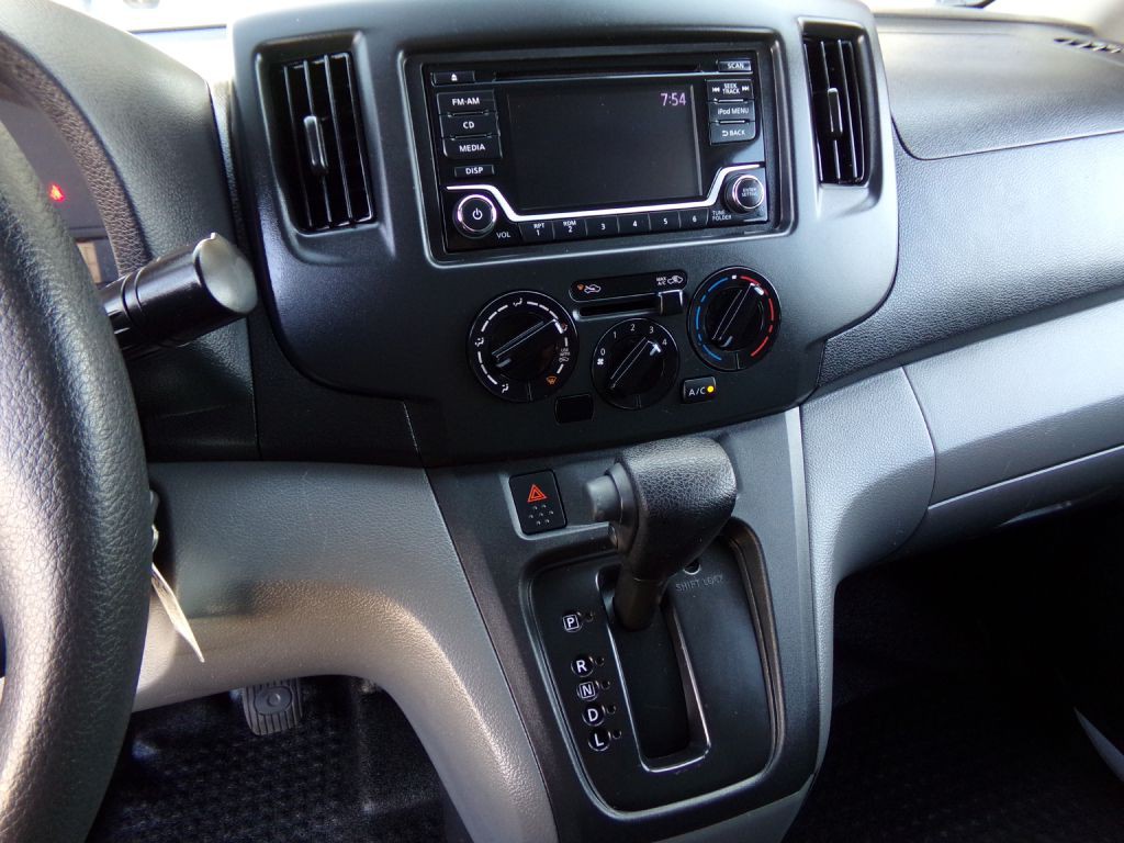 2019 Nissan NV200 Image 15