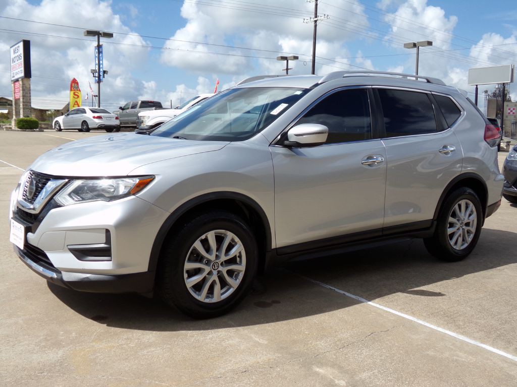 2020 Nissan Rogue Image 4