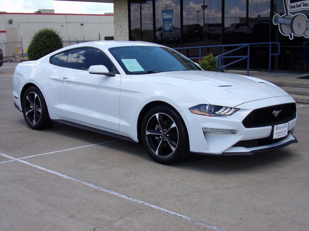 2018 Ford Mustang Image 1