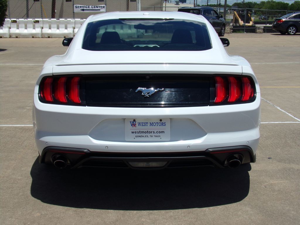 2018 Ford Mustang Image 6