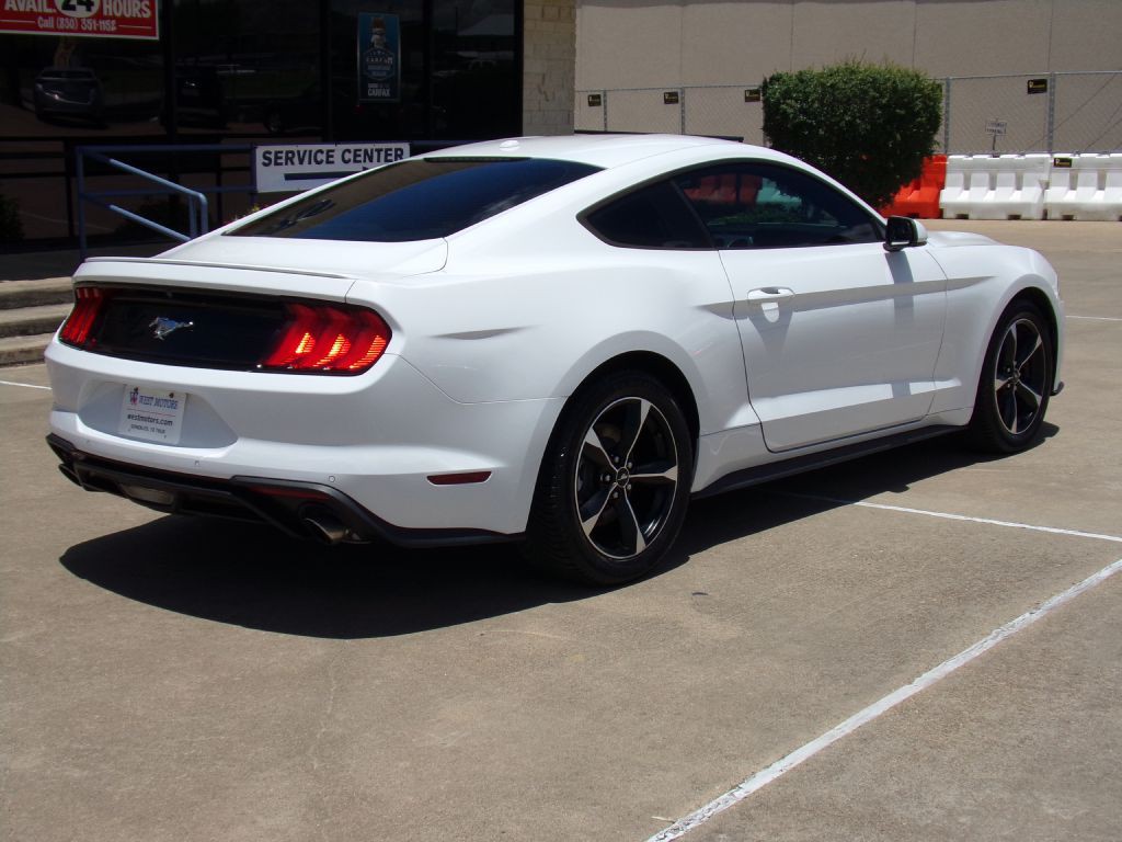 2018 Ford Mustang Image 7