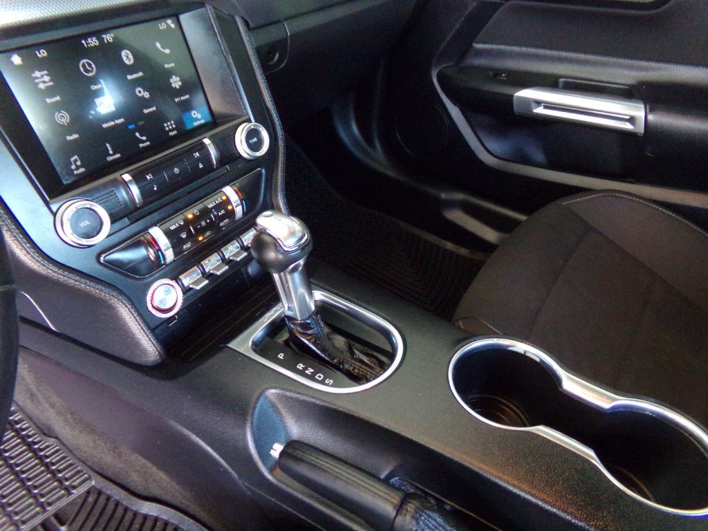 2018 Ford Mustang Image 14