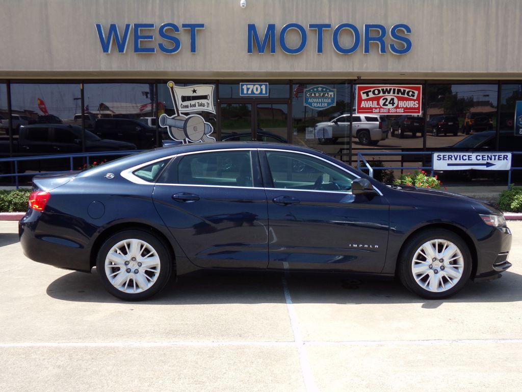 2017 Chevrolet Impala Image 2