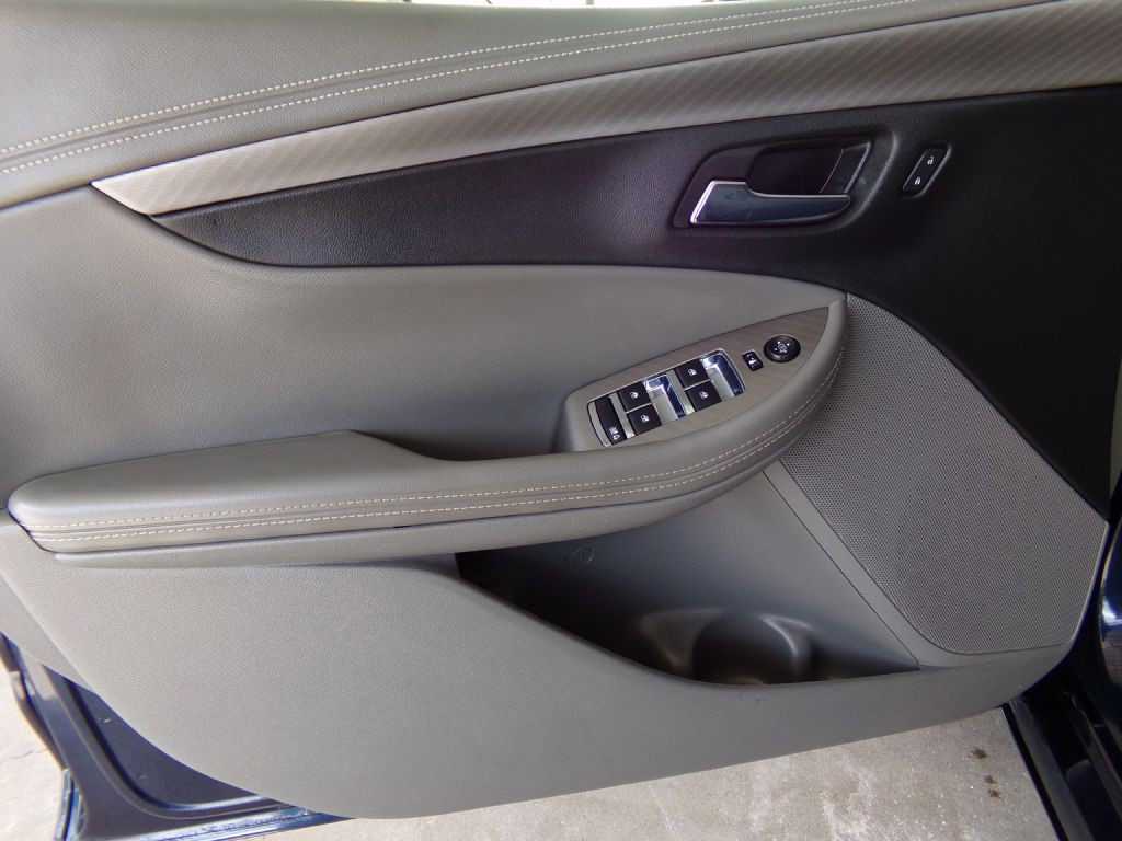 2017 Chevrolet Impala Image 10