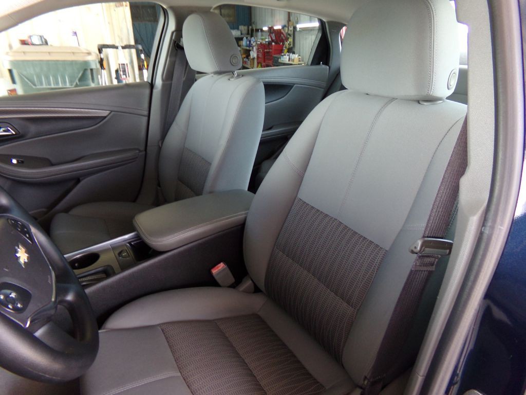 2017 Chevrolet Impala Image 12