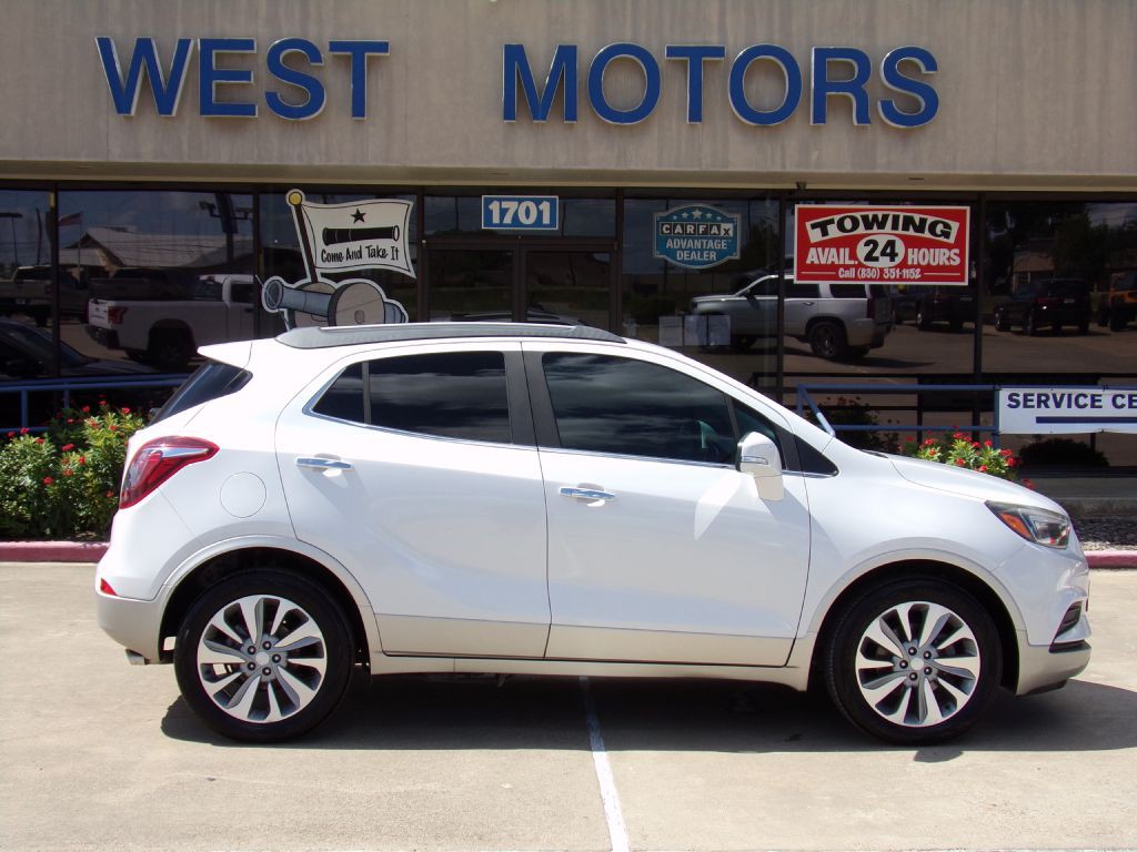 2018 Buick Enclave Image 2