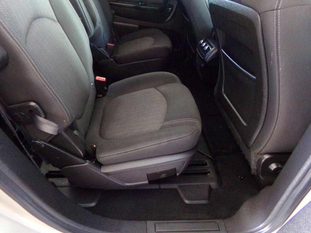 2015 Chevrolet Traverse Image 23