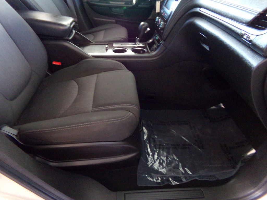 2015 Chevrolet Traverse Image 27