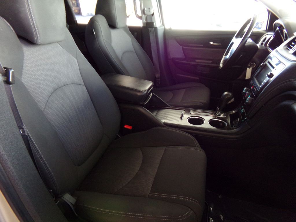 2015 Chevrolet Traverse Image 28