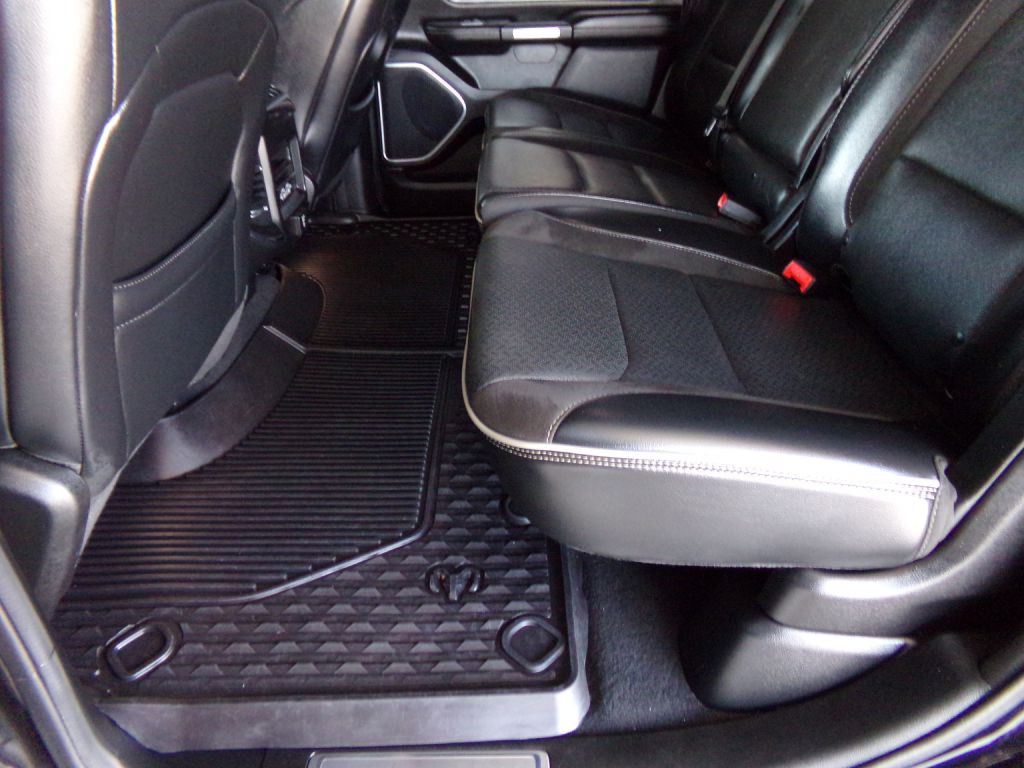 2019 RAM 1500 Image 17