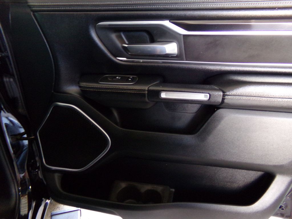 2019 RAM 1500 Image 24