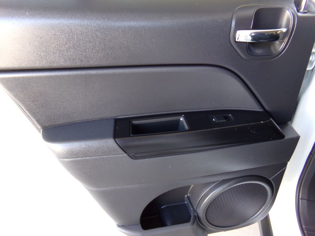 2015 Jeep Patriot Image 14