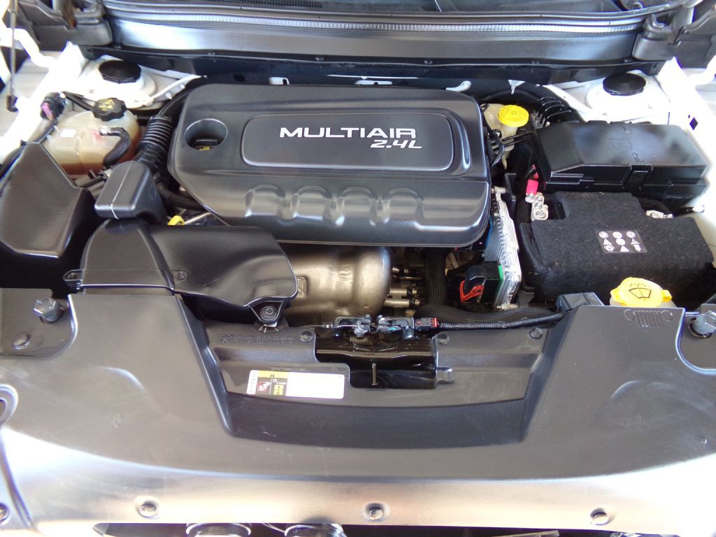 2016 Jeep Cherokee Image 9