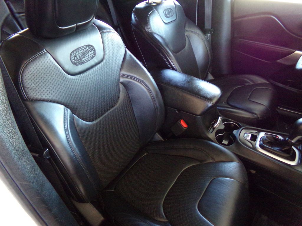 2016 Jeep Cherokee Image 26