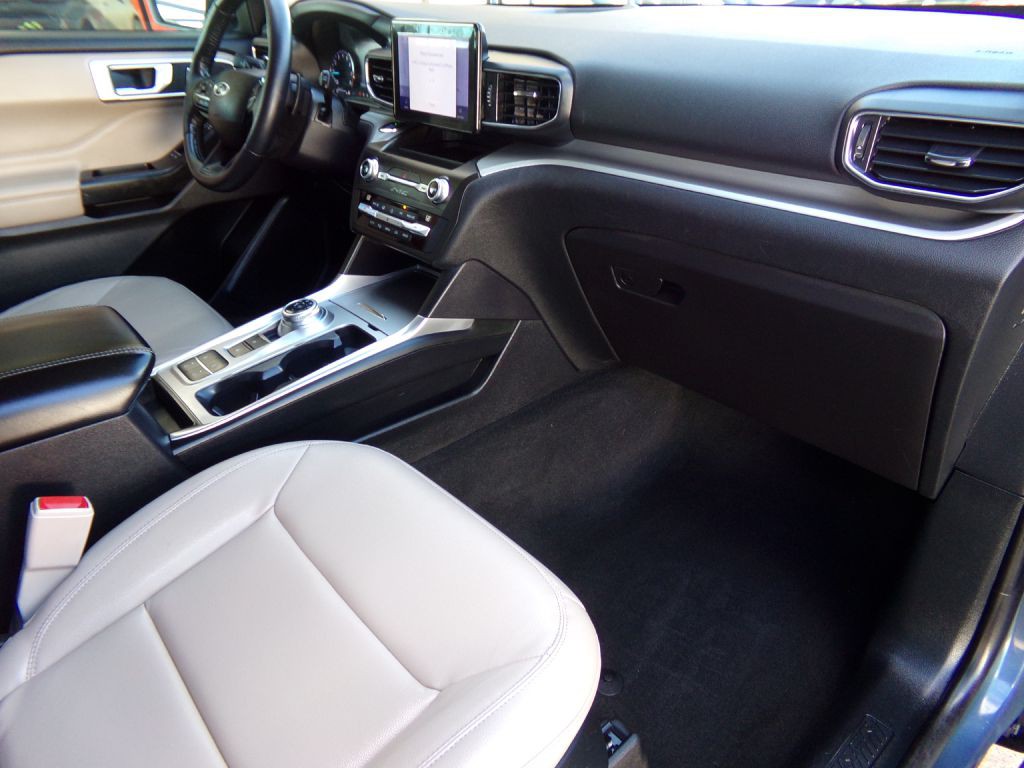 2020 Ford Explorer Image 29