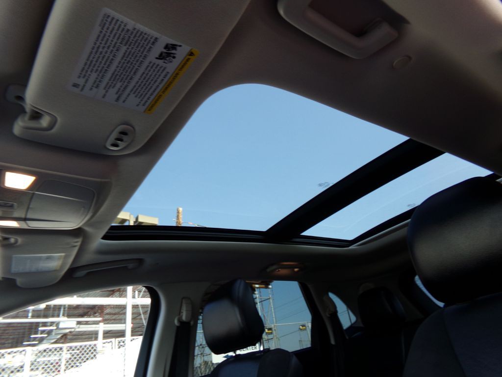 2016 Ford Edge Image 15