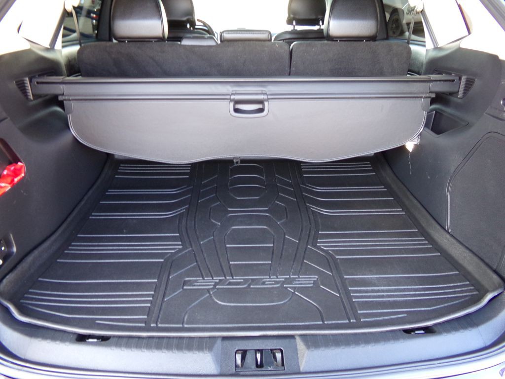 2016 Ford Edge Image 20