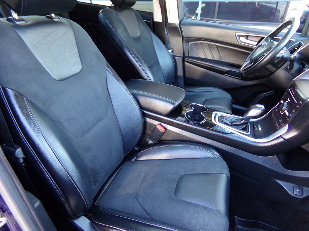 2016 Ford Edge Image 26