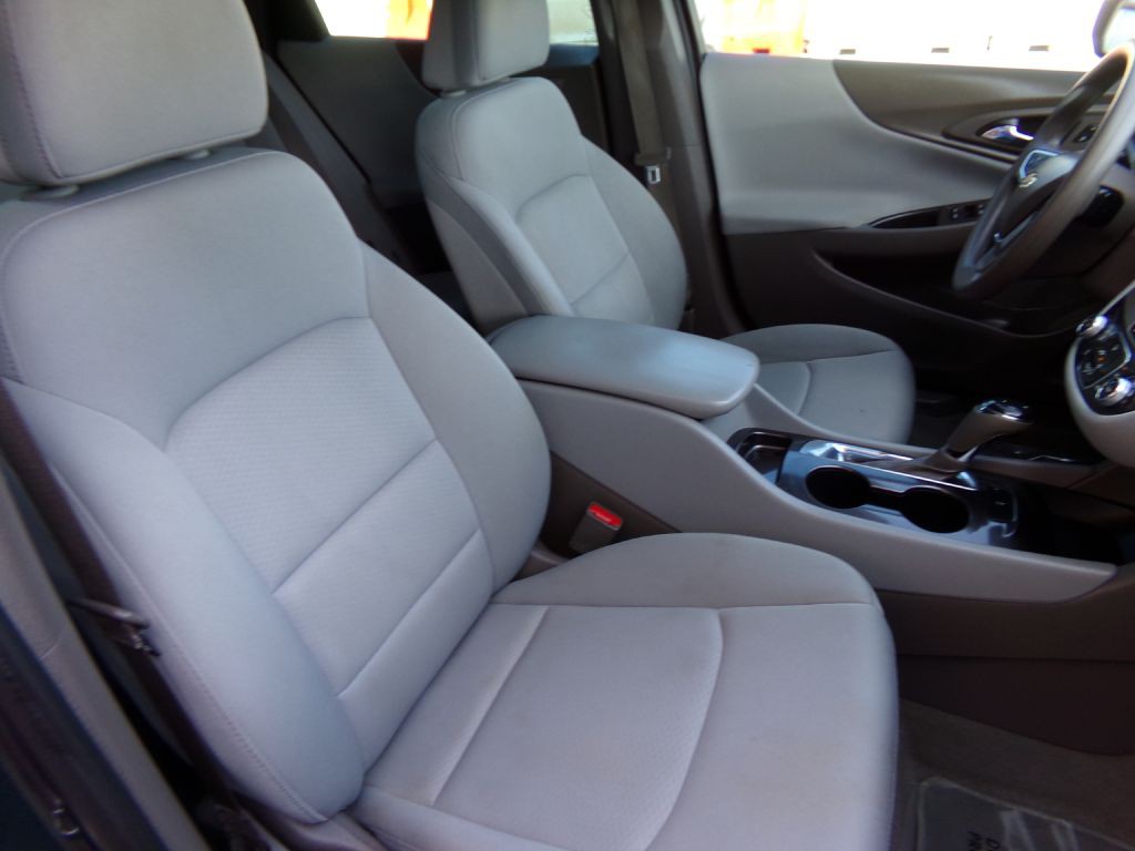 2020 Chevrolet Malibu Image 24