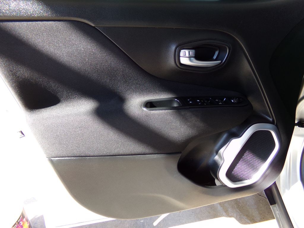 2018 Jeep Renegade Image 10