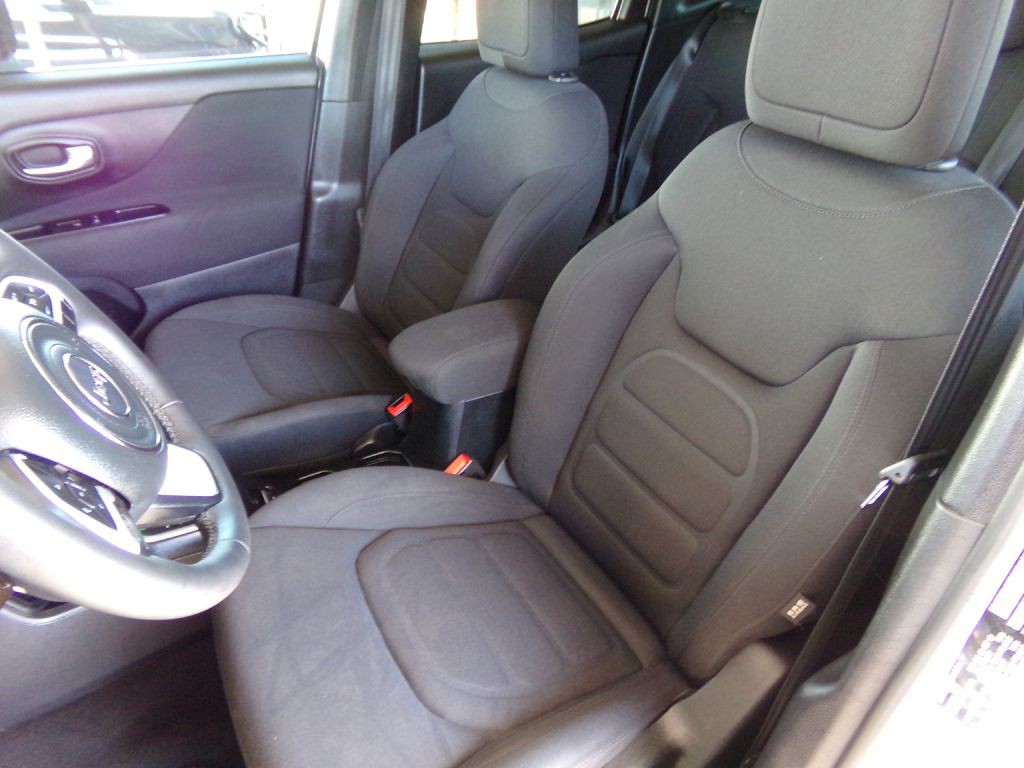 2018 Jeep Renegade Image 12