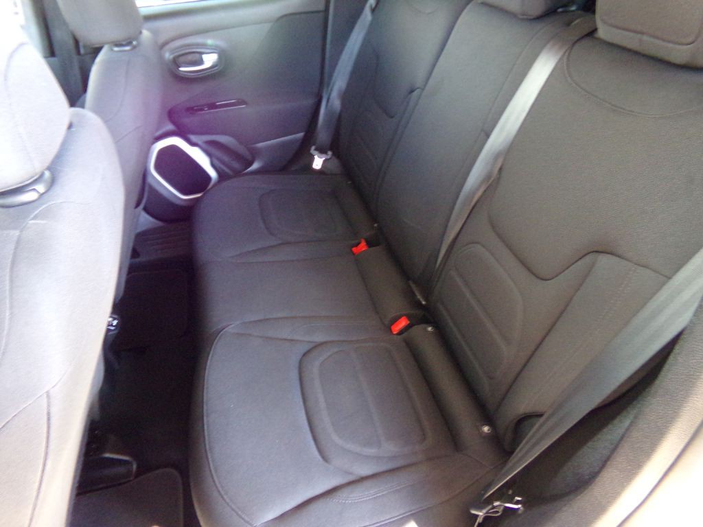 2018 Jeep Renegade Image 17